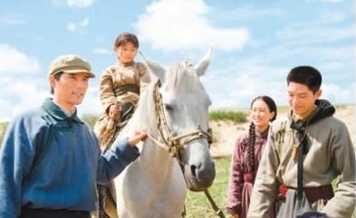 《海的尽头是草原》根据“三千孤儿入内蒙古”的真实事件改编